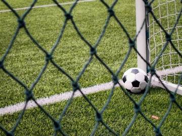 斯通斯这剧本谁写的？十年前被骂，十年后队宠｜小艾电竞官方网站（配图示意）
